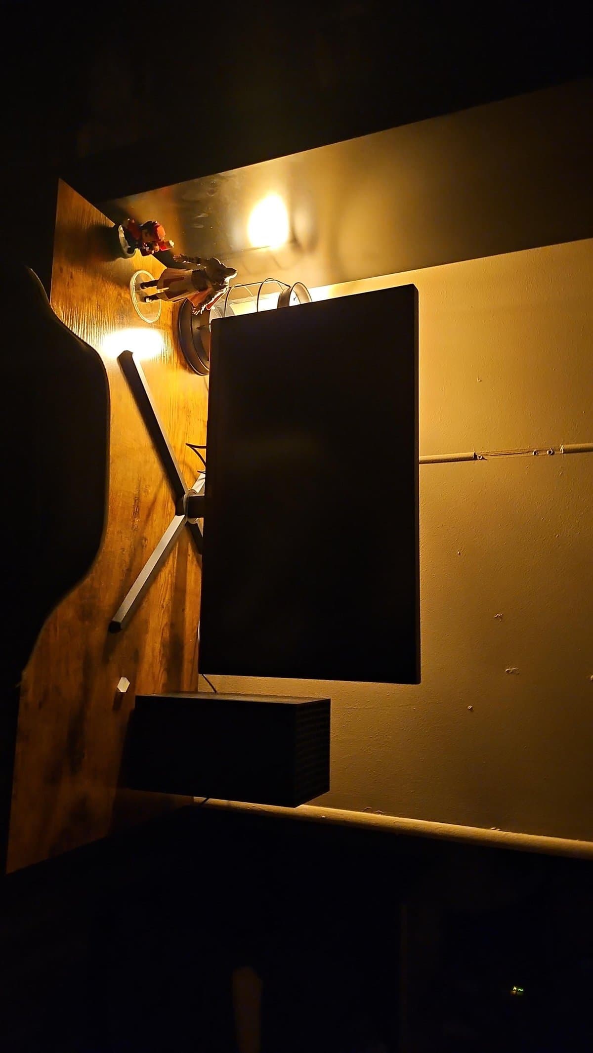 Budget IPS gaming monitor with full HD resolution and high refresh rate