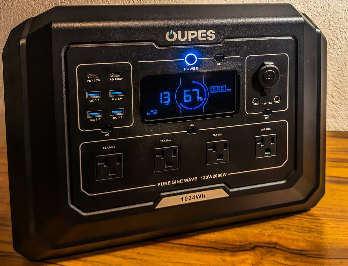 Oupes Mega 1 power station showing value-focused design and features