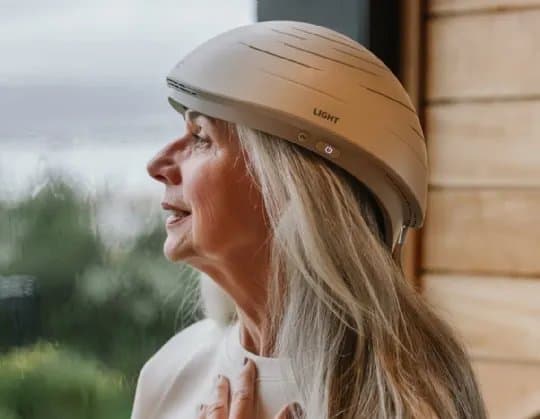 Helmet-style red light therapy device designed for head and brain treatment